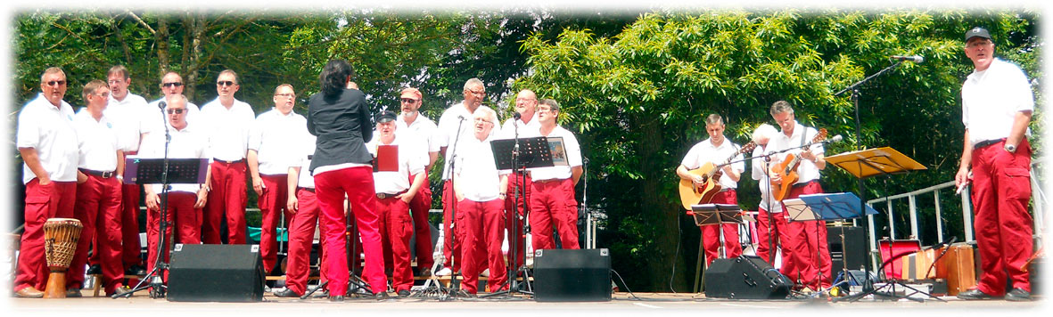 21-Groupe_de_chanteurs1